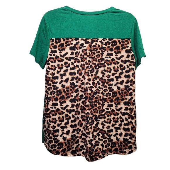 Women's Green V-Neck Short Sleeve Top With Leopard Print Pocket & Back Casual M - Picture 2 of 7